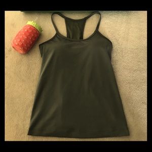 Athleta workout/yoga tank with built in bra 38B
